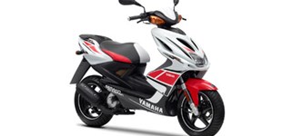 Tauris Mistral 50 2012 vs Yamaha Aerox R 2012