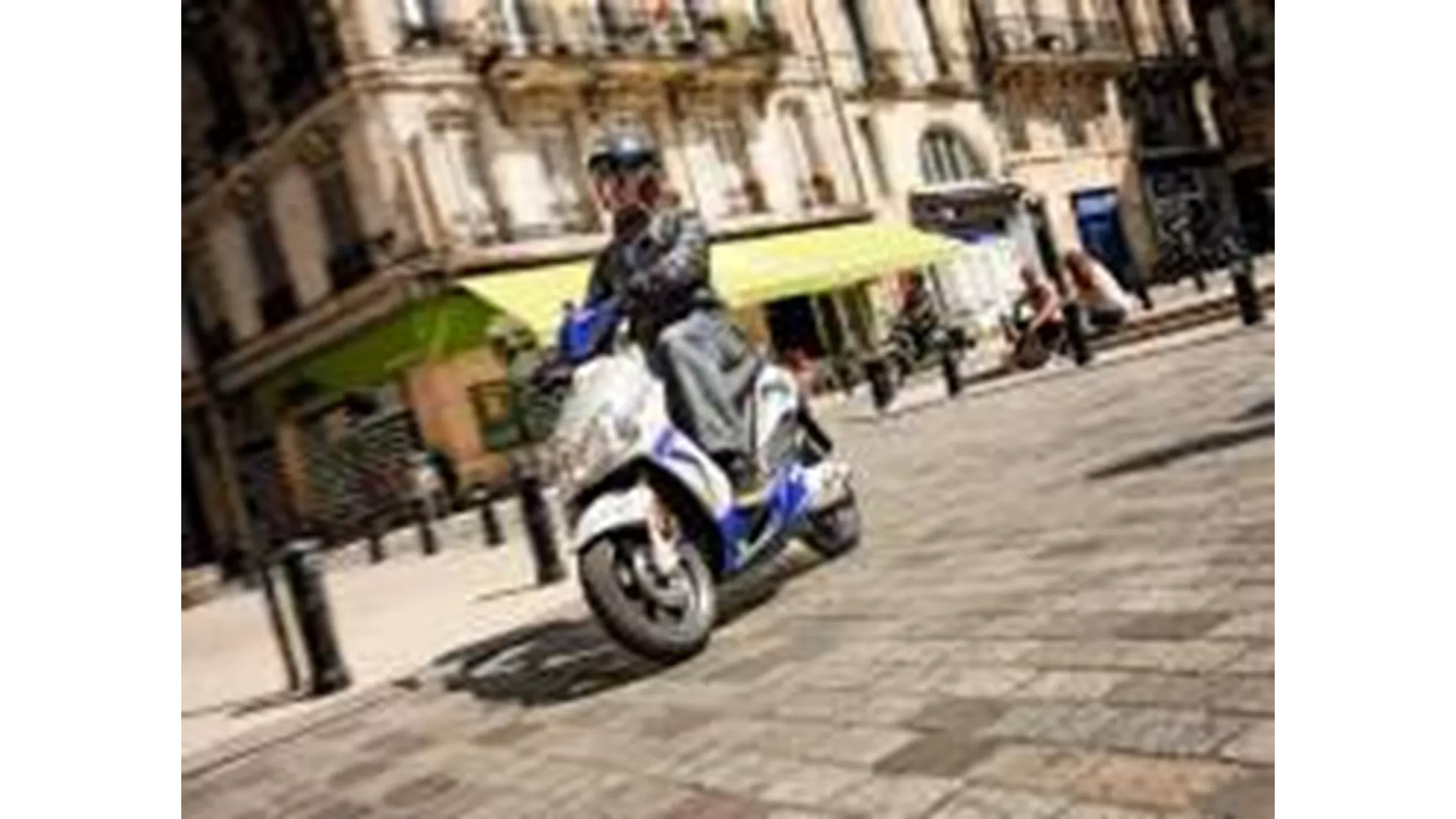 Yamaha Jog-R - Image 4 Yamaha Jog-R - Image 4