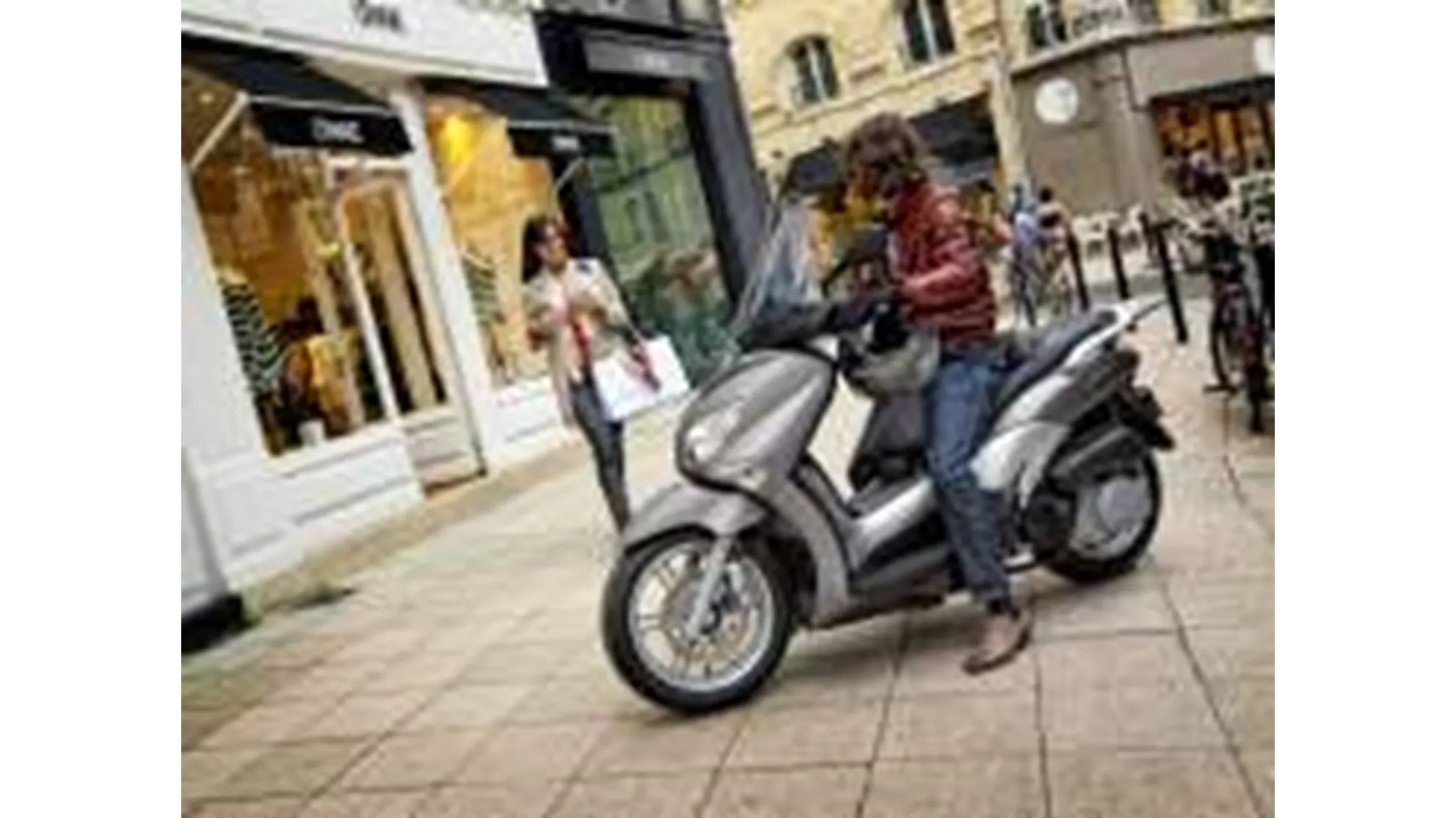 Yamaha X-City 250 - Image 1 Yamaha X-City 250 - Image 1