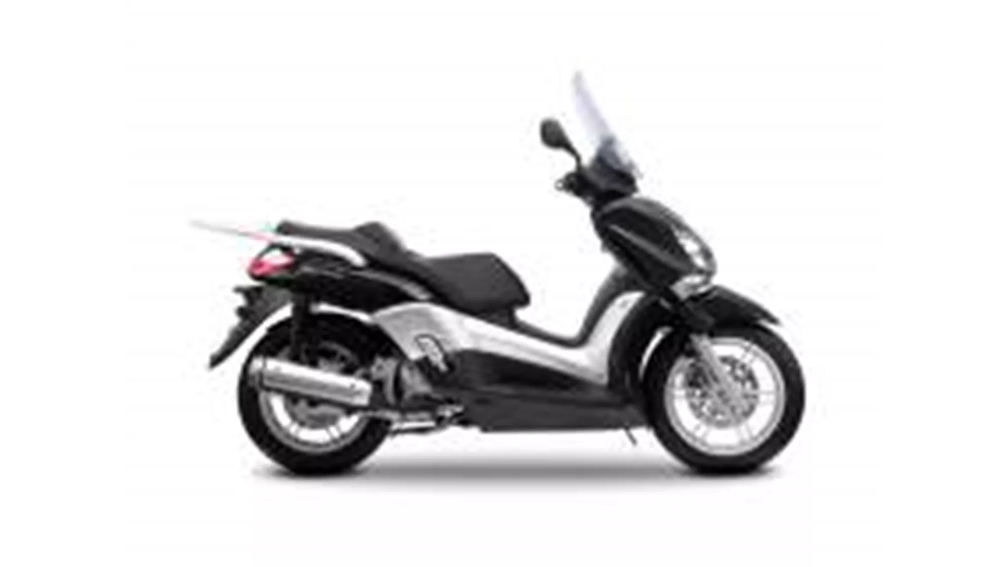 Yamaha X-City 250 - Image 6 Yamaha X-City 250 - Image 6