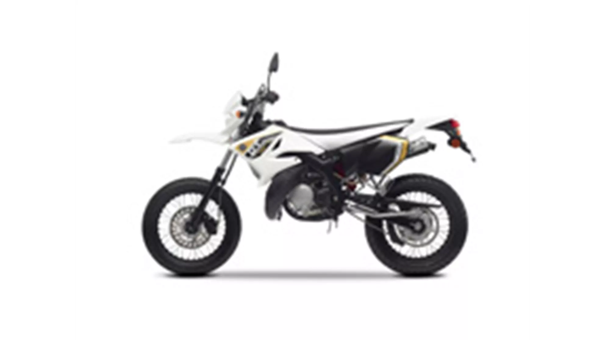 Yamaha DT 50 X Supermoto - Image 2 Yamaha DT 50 X Supermoto - Image 2