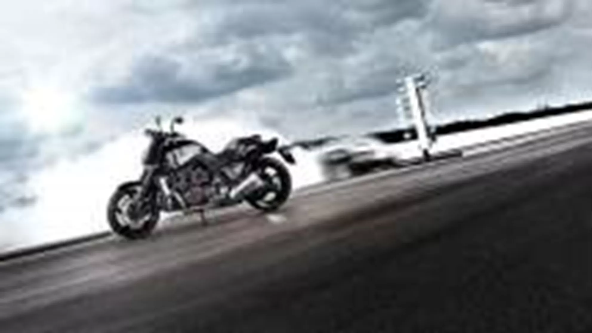 Yamaha V-MAX - Image 7 Yamaha V-MAX - Image 7