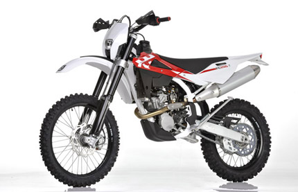 Motorrad Vergleich Husqvarna TE 250 2012 vs. Husqvarna WR 250 2009