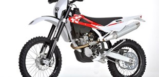 Aprilia RXV 550 2013 vs Husqvarna TE 310 2012