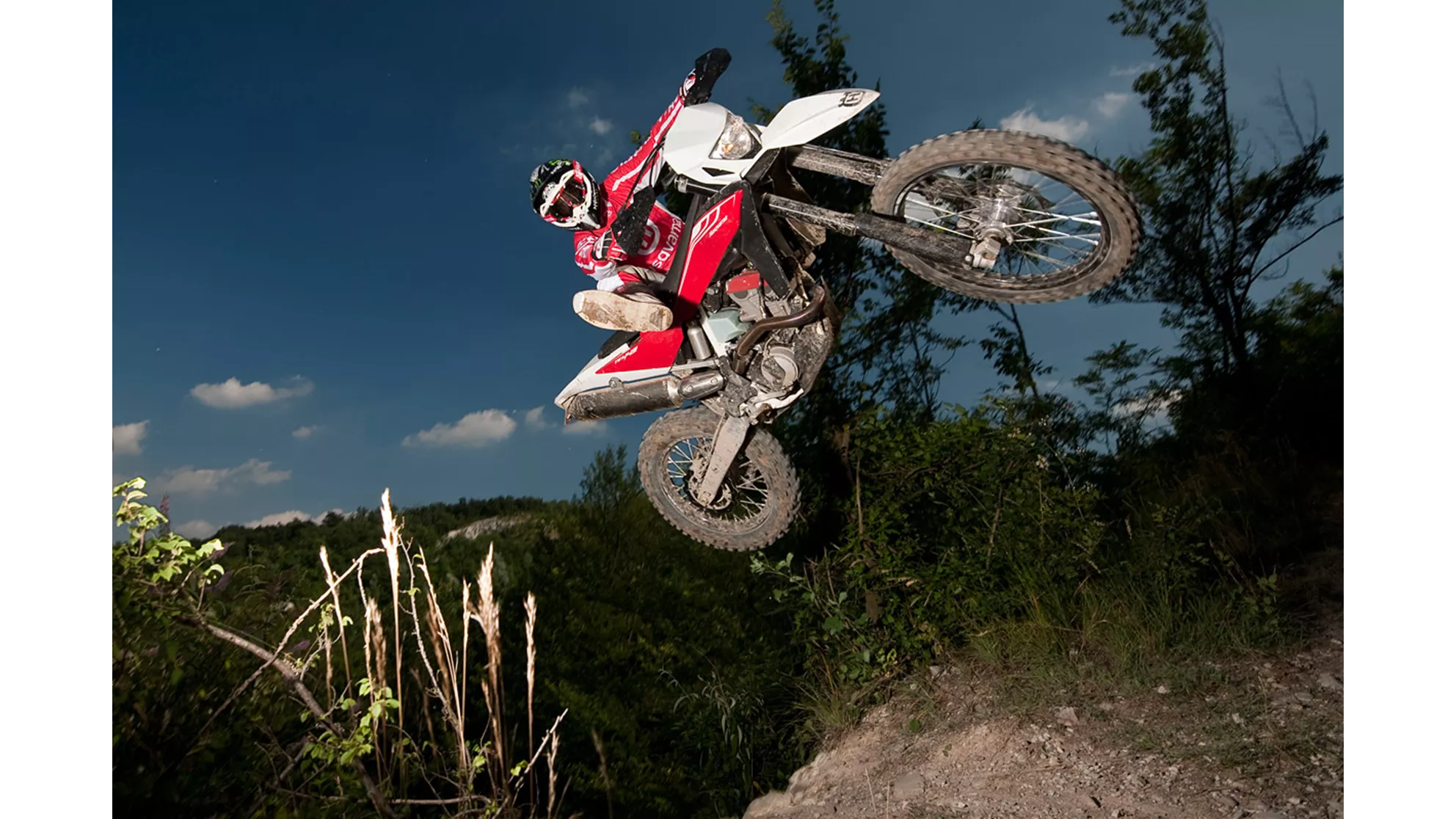 Husqvarna TE 449 - Image 11 Husqvarna TE 449 - Image 11