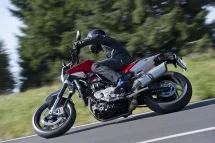 Husqvarna Nuda 900 R Husqvarna Nuda 900 R