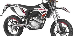 United Motors UM DSR SM 125 2022 vs Rieju MRT SM 125 2012