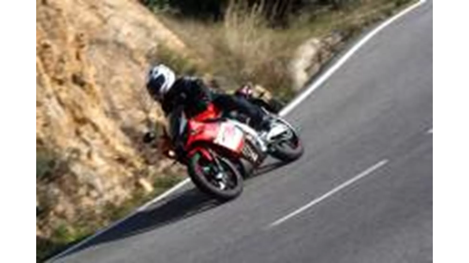 Rieju RS3 125 - Image 9 Rieju RS3 125 - Image 9