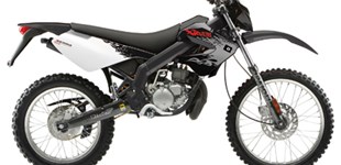 Rieju RRX 50 2009 vs Derbi Senda X-Race 50 R 2012