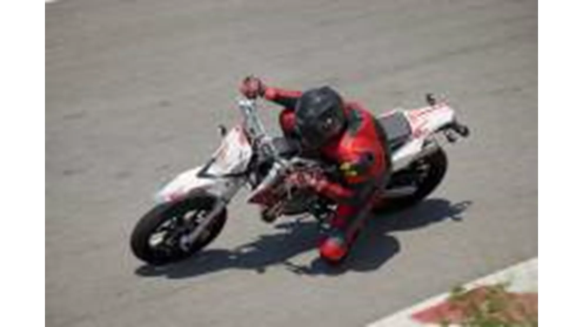 Derbi Senda DRD Racing 50 SM - Image 8 Derbi Senda DRD Racing 50 SM - Image 8