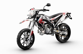 Derbi Senda DRD Racing 50 SM 2012 - Bild 12 Derbi Senda DRD Racing 50 SM 2012 - Bild 12