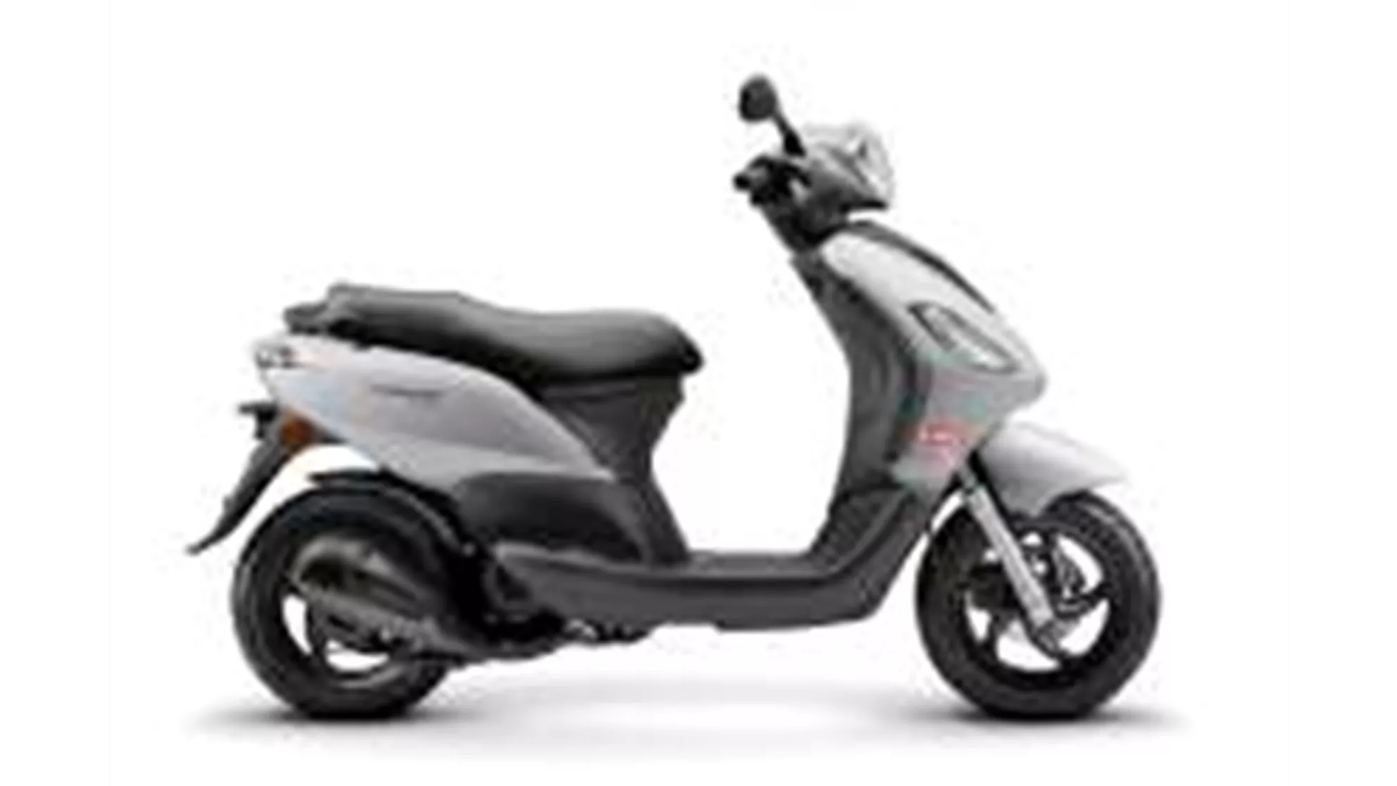 Derbi Boulevard 50 - Image 2 Derbi Boulevard 50 - Image 2