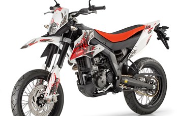 Derbi Senda DRD 125 SM 2012 - Bild 4