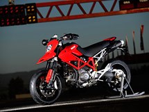 Ducati Hypermotard 1100 2012 - Bild 5 Ducati Hypermotard 1100 2012 - Bild 5