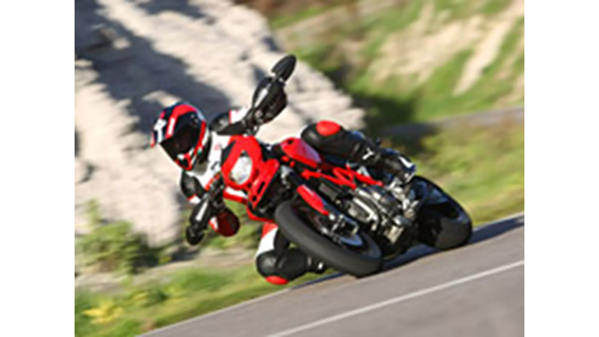 Ducati Hypermotard 1100 - Kép 5