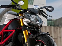 Ducati Streetfighter S 2012 - Bild 3 Ducati Streetfighter S 2012 - Bild 3