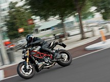 Ducati Streetfighter S 2012 - Bild 10 Ducati Streetfighter S 2012 - Bild 10