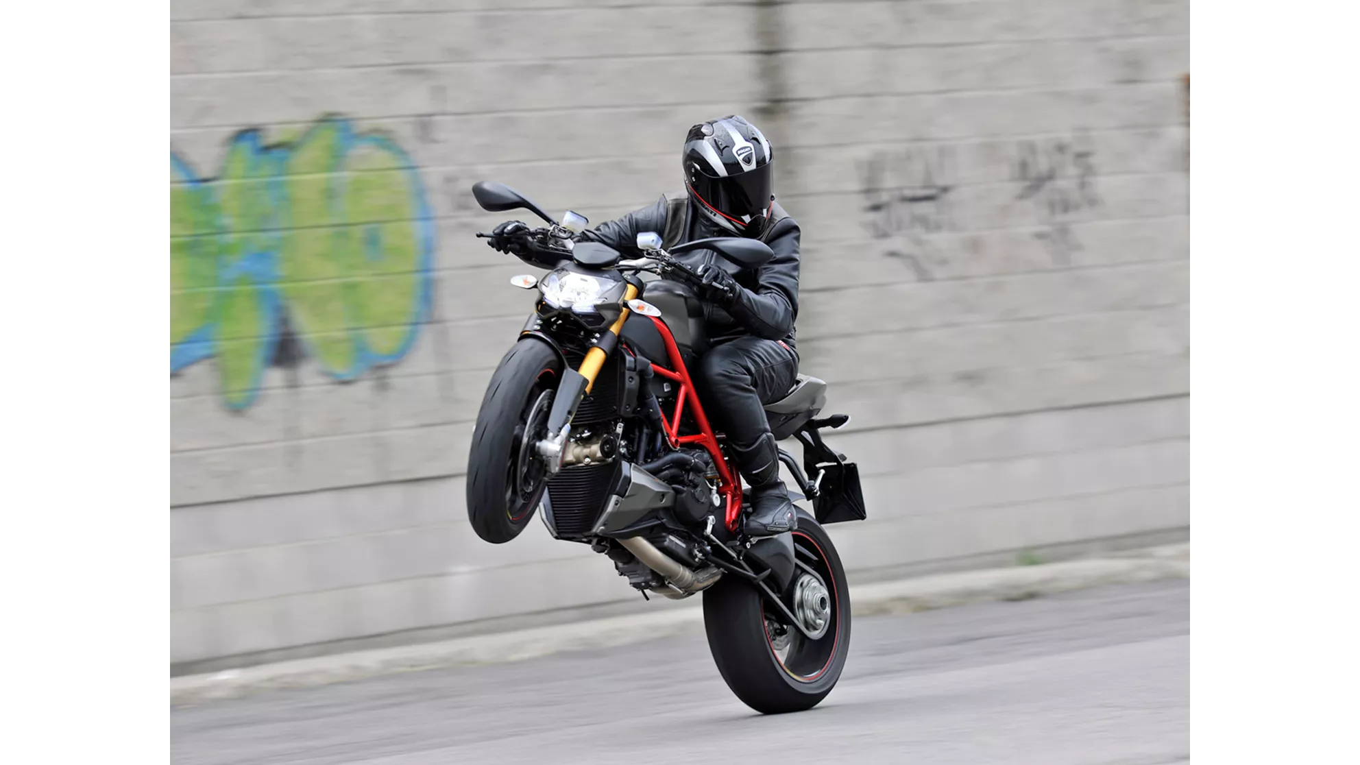 Ducati Streetfighter S - Image 11 Ducati Streetfighter S - Image 11