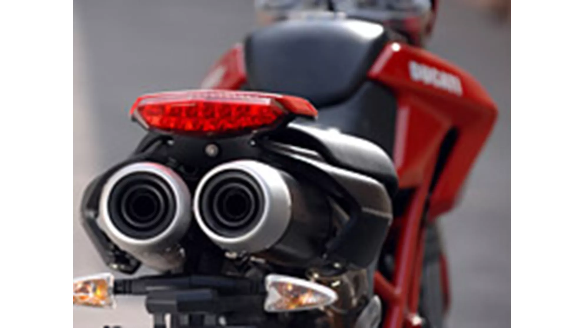 Ducati Hypermotard 796 - Resim 8