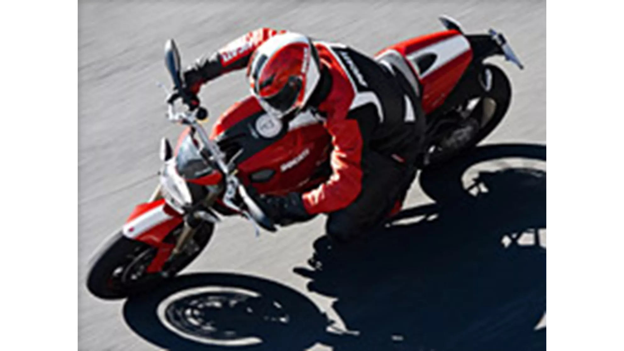 Ducati Monster 1100 Evo - Image 8 Ducati Monster 1100 Evo - Image 8