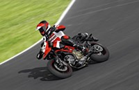Ducati Hypermotard 1100 Evo SP 2012 - Bild 6 Ducati Hypermotard 1100 Evo SP 2012 - Bild 6
