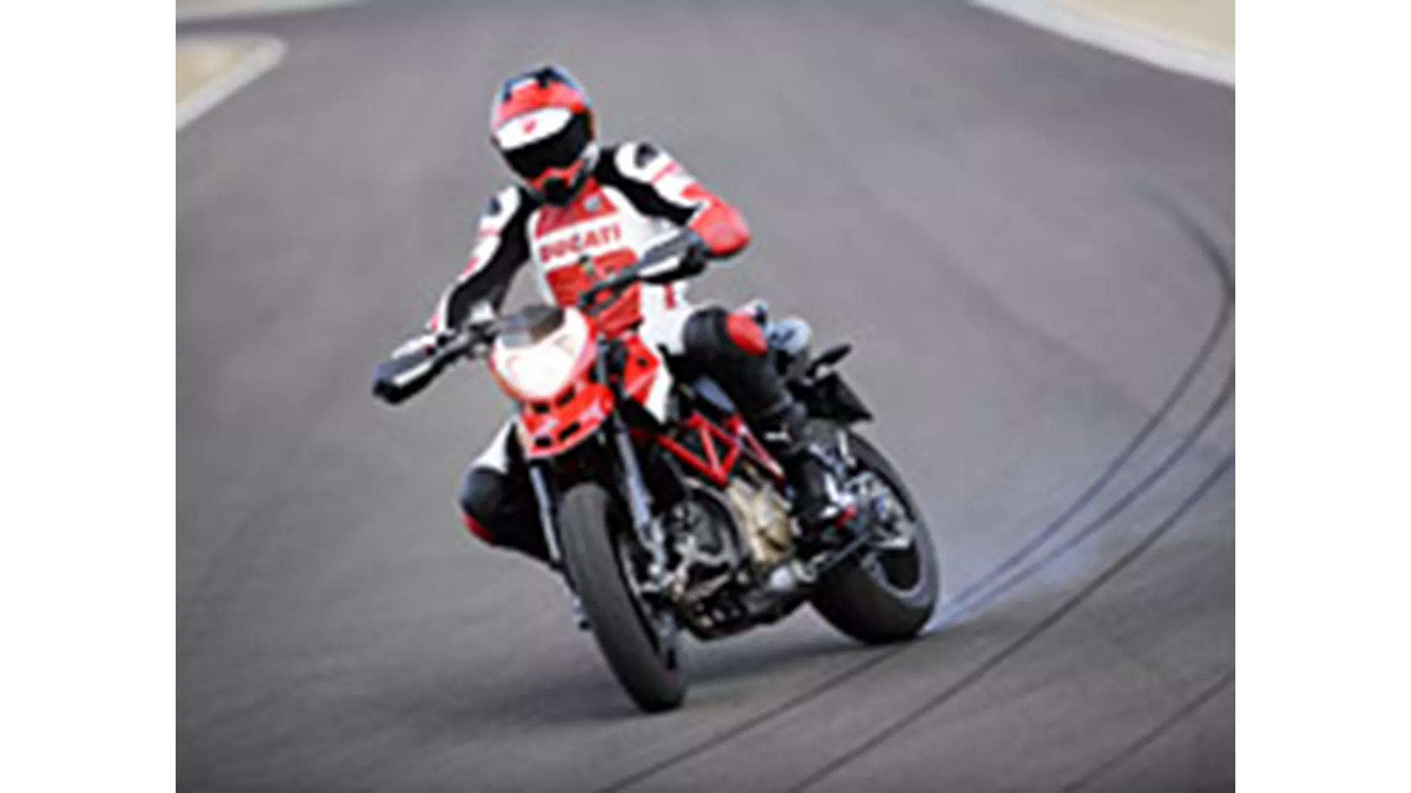 Ducati Hypermotard 1100 Evo SP - Image 6 Ducati Hypermotard 1100 Evo SP - Image 6