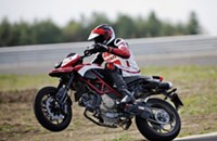 Ducati Hypermotard 1100 Evo SP 2012 - Bild 9 Ducati Hypermotard 1100 Evo SP 2012 - Bild 9