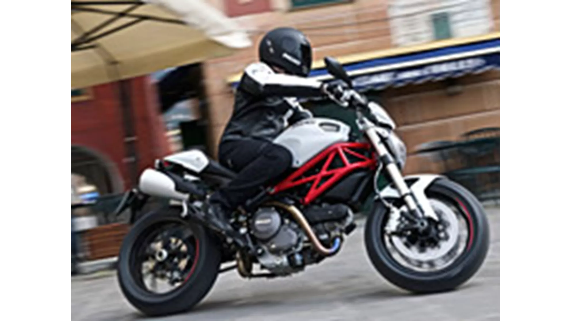 Ducati Monster 796 - Image 8 Ducati Monster 796 - Image 8