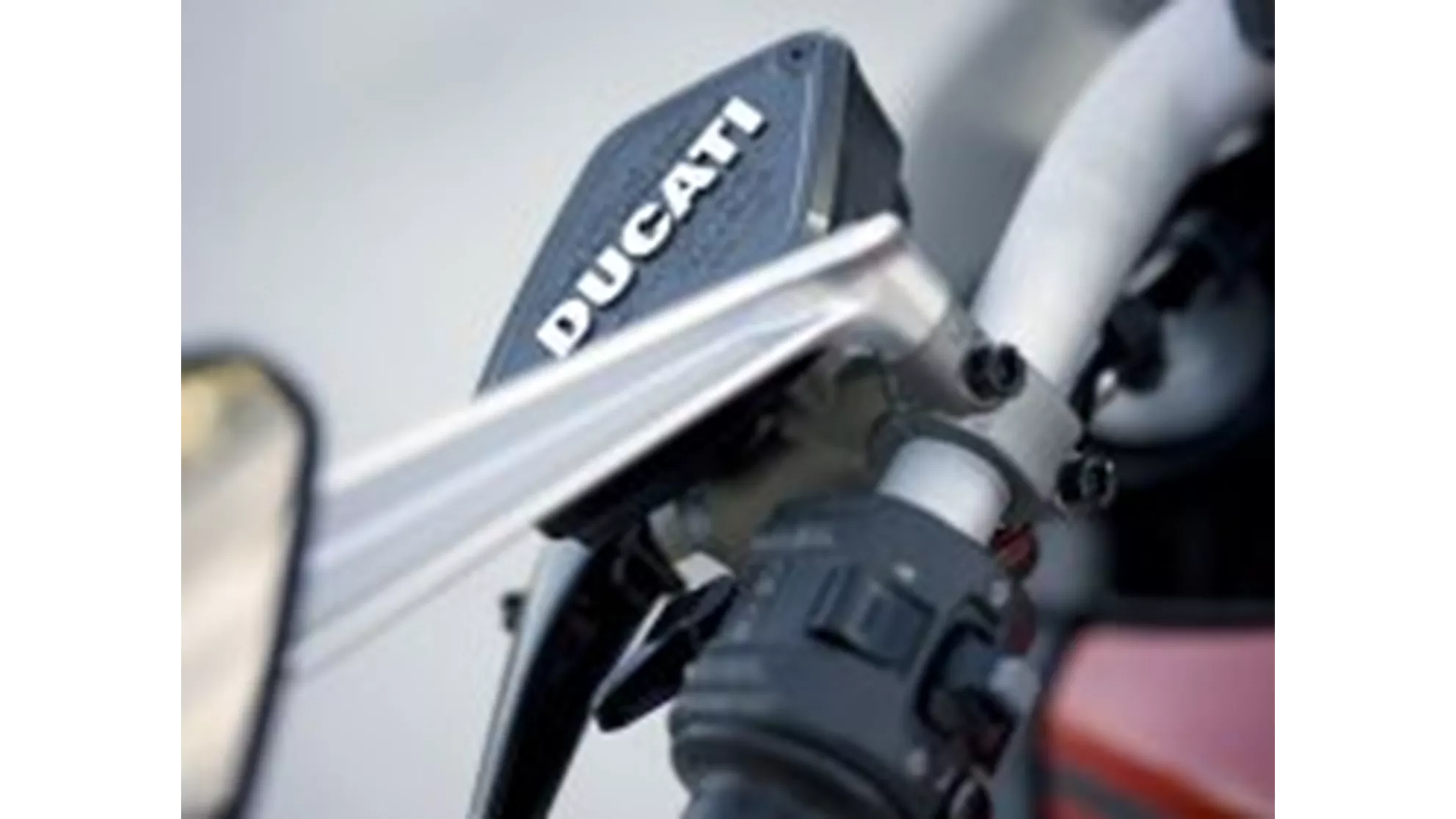 Ducati Diavel 1200 - Image 8 Ducati Diavel 1200 - Image 8