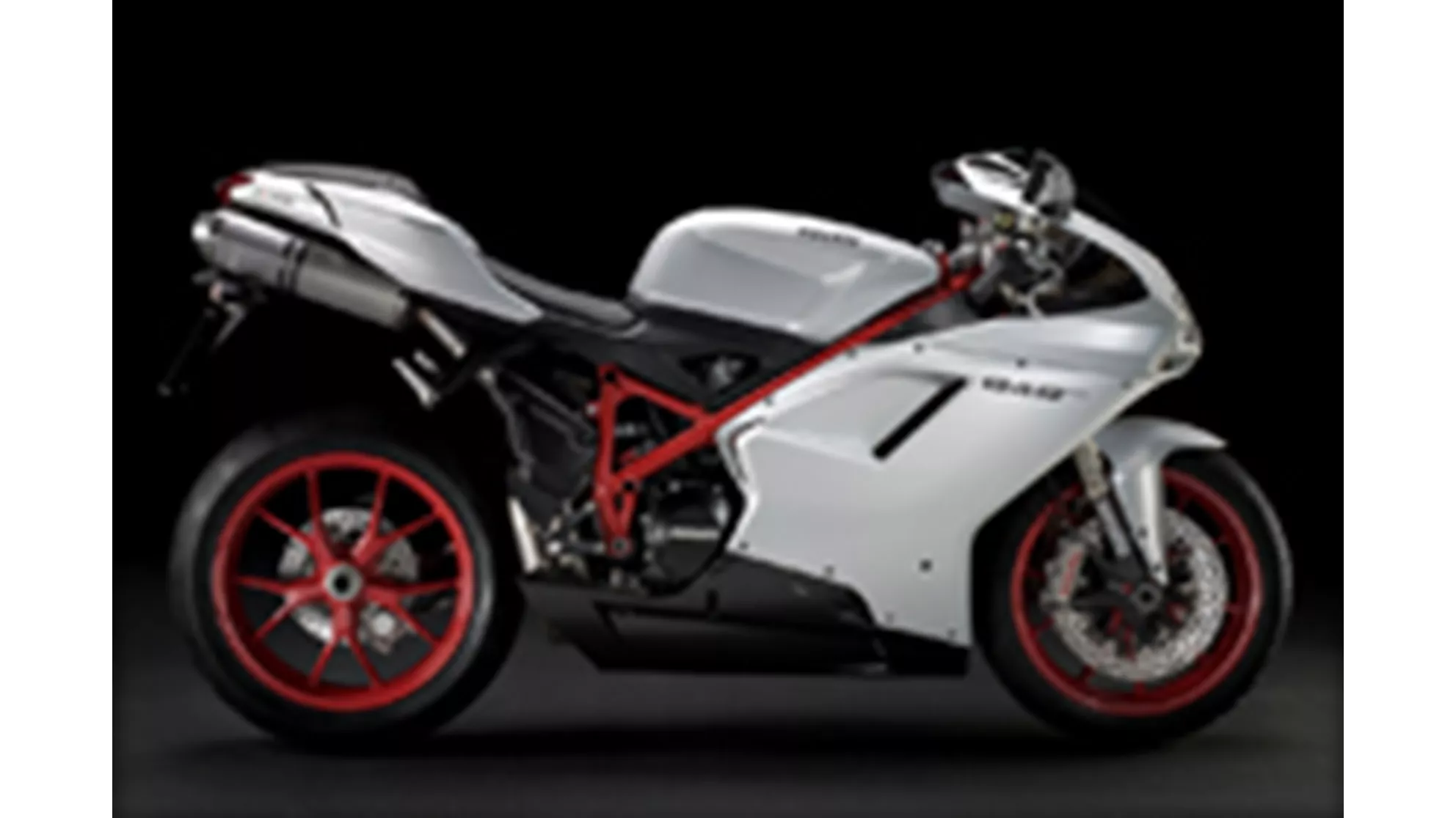 Ducati 848 EVO - Image 2 Ducati 848 EVO - Image 2