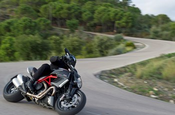 Ducati Diavel Carbon 2012 - Bild 12 Ducati Diavel Carbon 2012 - Bild 12