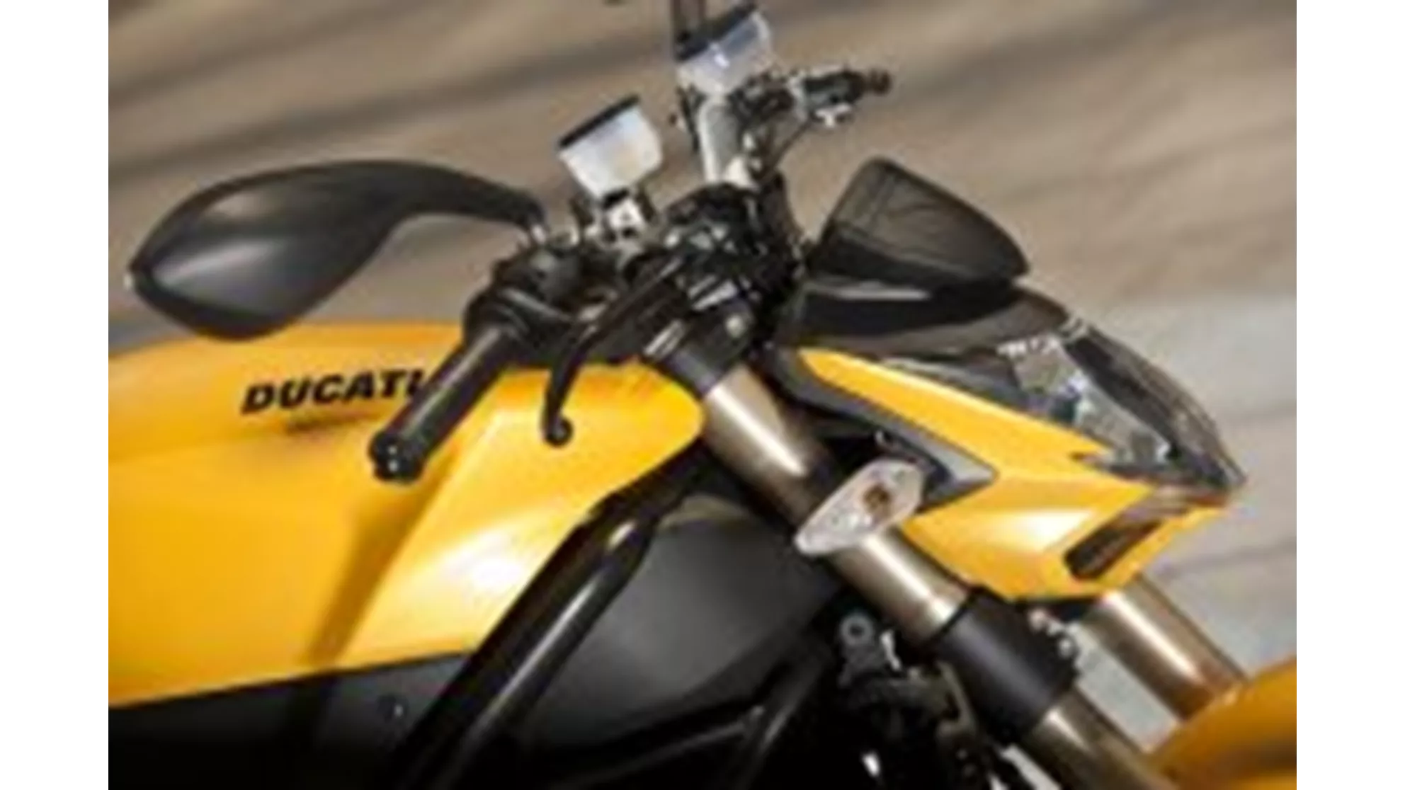 Ducati Streetfighter 848 - Image 6 Ducati Streetfighter 848 - Image 6