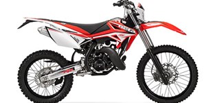 Beta RR Enduro 50 2012 vs Beta RR Enduro 50 Racing 2011
