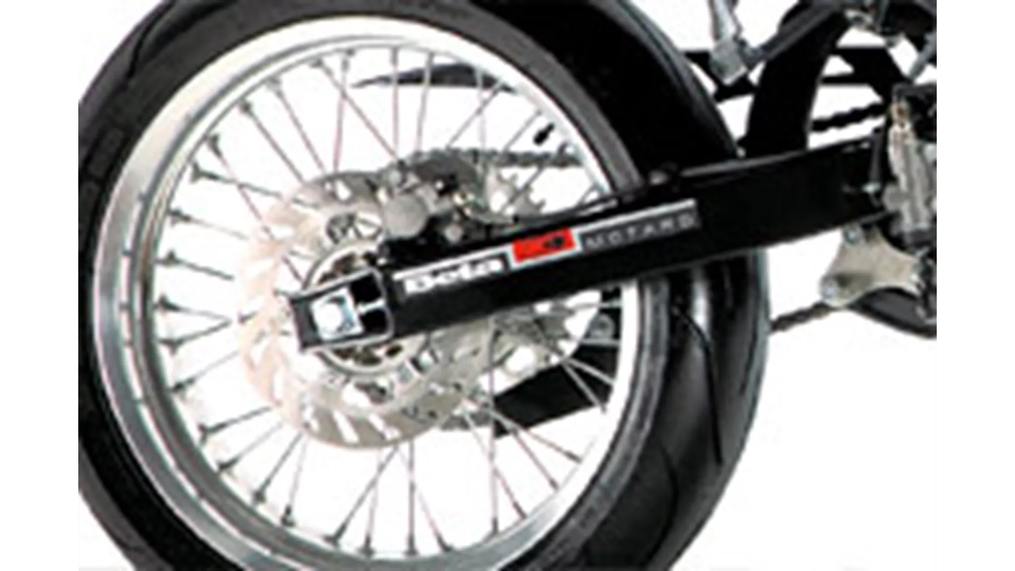 Beta M4 - 4T - Image 3 Beta M4 - 4T - Image 3