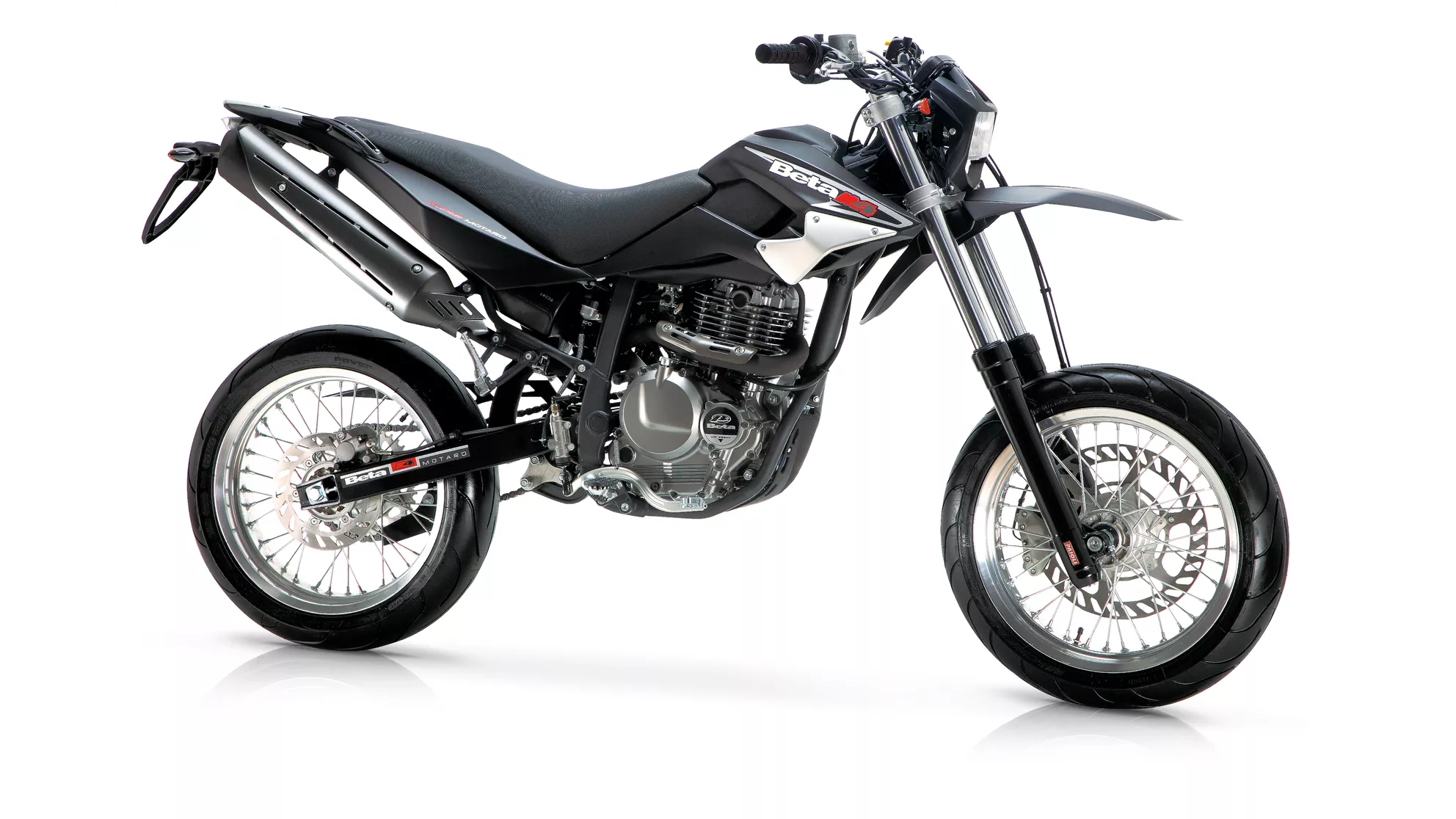 Beta M4 - 4T - Image 6 Beta M4 - 4T - Image 6