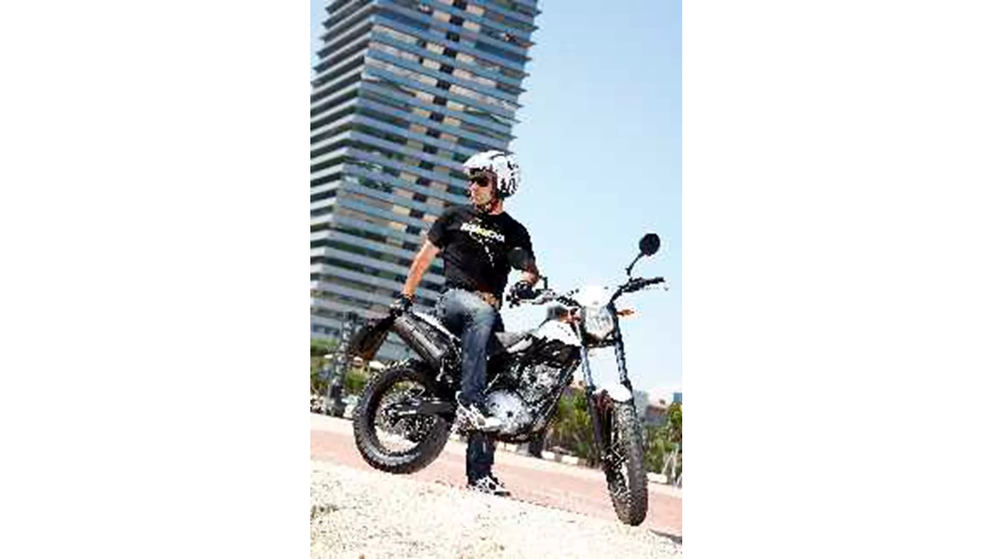 Beta Urban 200 - Image 6 Beta Urban 200 - Image 6