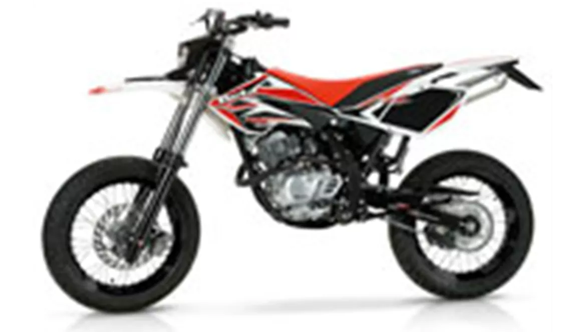 Beta RR Motard 125 4T 2012 Beta RR Motard 125 4T 2012