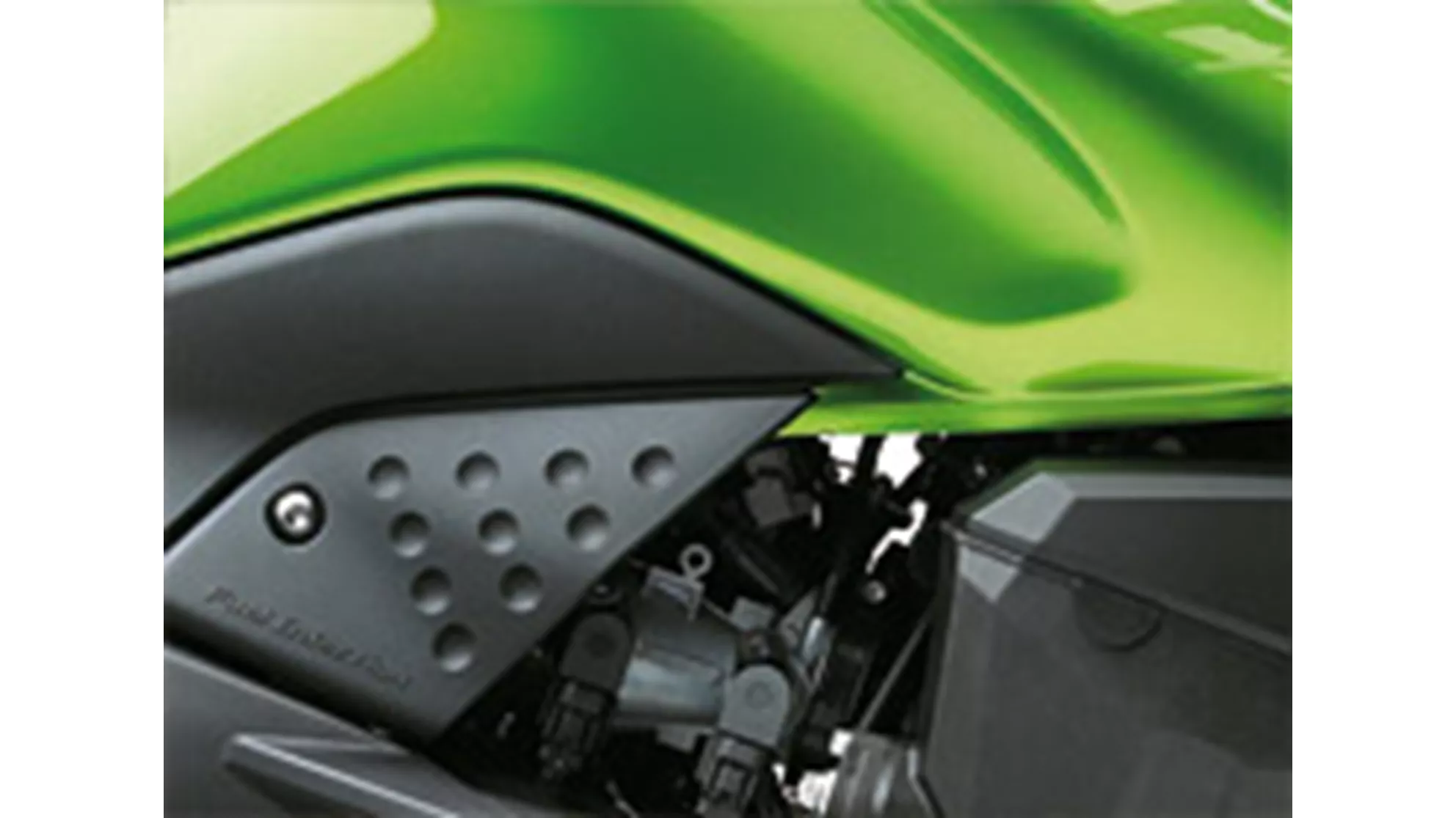 Kawasaki Z 750 - Image 6 Kawasaki Z 750 - Image 6