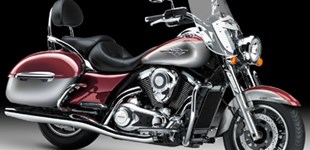 Kawasaki VN 1700 Classic Tourer 2012 vs Suzuki Intruder C1800R 2012