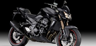 Honda CB 600 F Hornet 2014 vs Kawasaki Z 750 Black Edition 2012