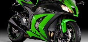 Kawasaki Ninja ZX-10R 2012 vs Honda CBR1000RR Fireblade 2008