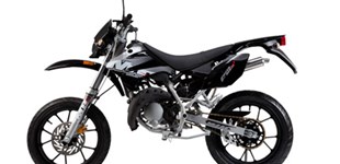 Motorhispania Furia Max SM 2012 vs Beta RR Enduro 50 2010