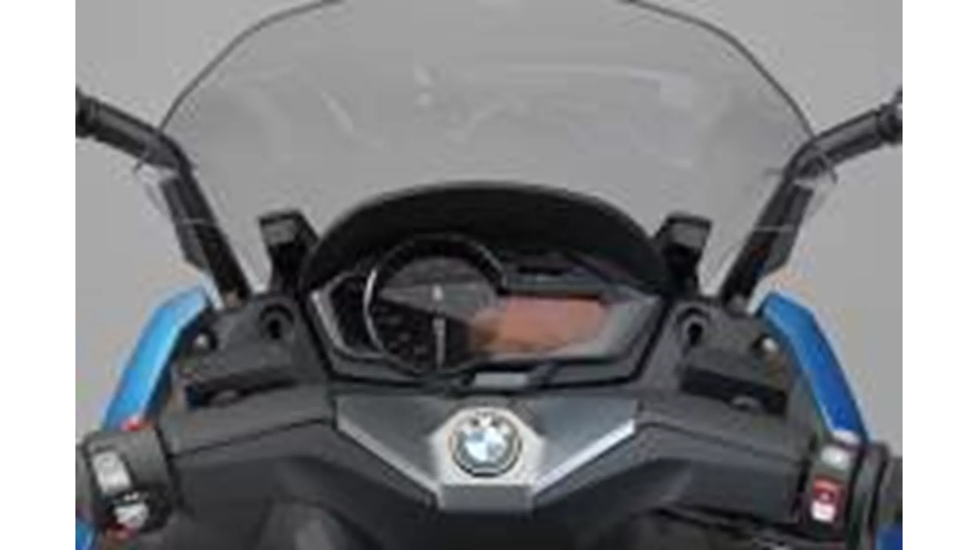 BMW C 600 Sport - Image 7 BMW C 600 Sport - Image 7