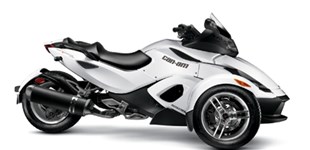 Can-Am Spyder F3 2016 vs Can-Am Roadster Spyder RS 2012