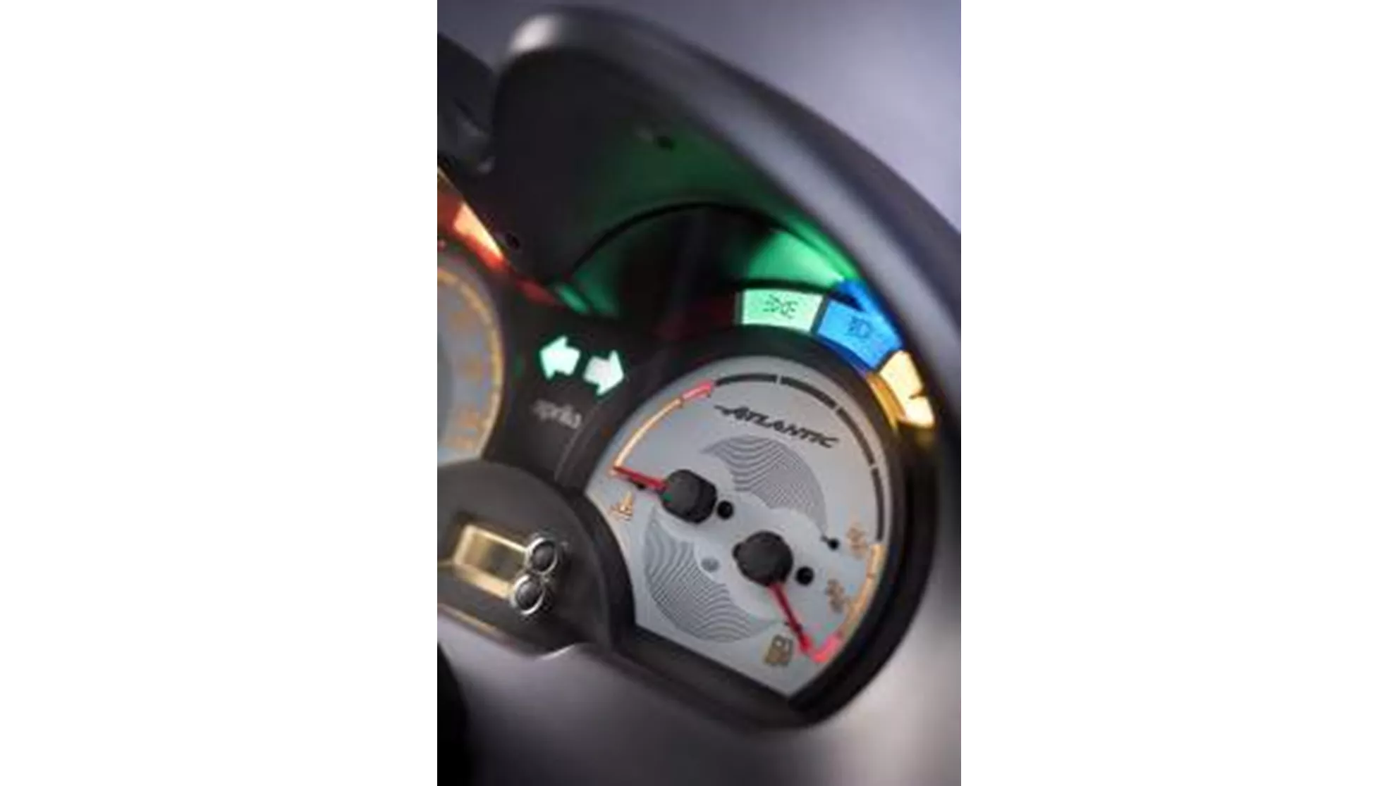 Aprilia Atlantic 125 - Image 9 Aprilia Atlantic 125 - Image 9