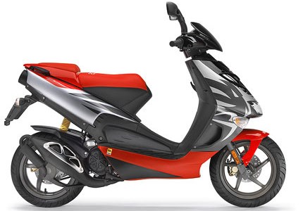Aprilia SR 50  Street 2012