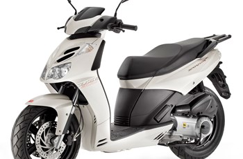 Aprilia Sportcity 300 Cube 2012 - Bild 8