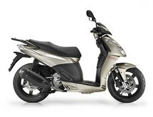 Aprilia Sportcity Cube 125 2012 - Bild 2