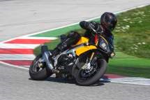 Aprilia Tuono V4 R 2012 - Bild 3
