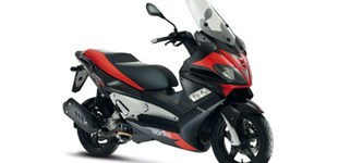 Gilera Nexus 300 2012 vs Aprilia SR-Max 300ie 2012